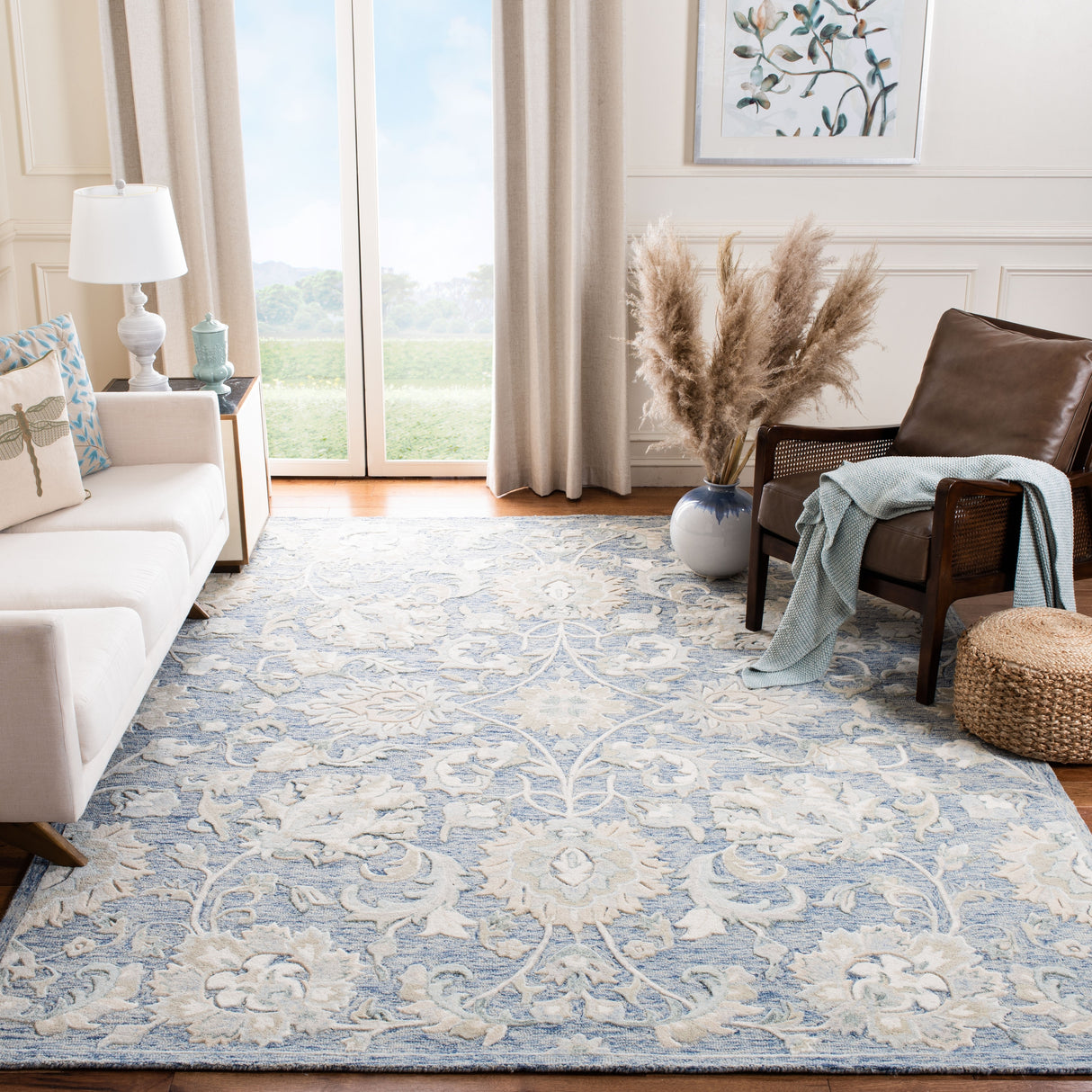 SAFAVIEH Handmade Glamour Marsona Floral Wool Rug