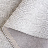 SAFAVIEH Handmade Glamour Ostilia Chevron Viscose Rug