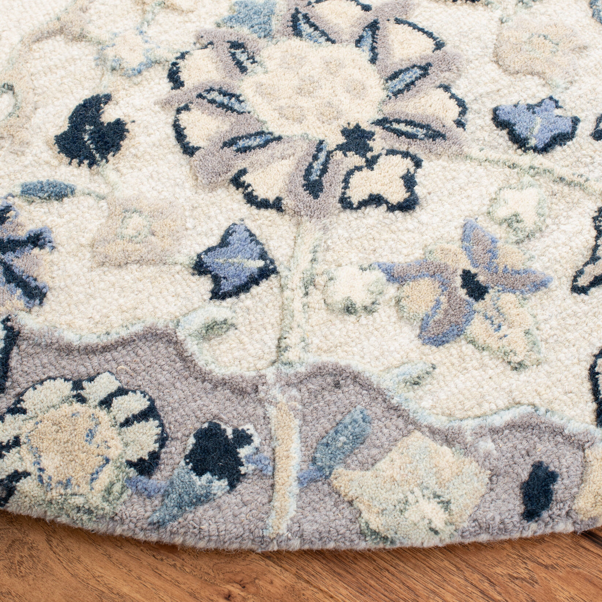 SAFAVIEH Handmade Glamour Printed Floral Wool Rug