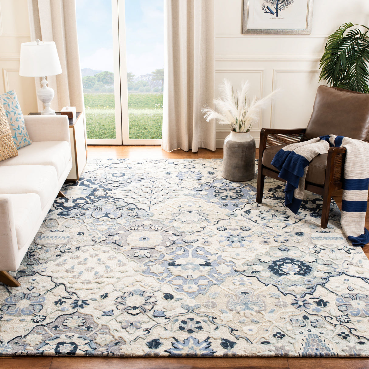 SAFAVIEH Handmade Glamour Printed Floral Wool Rug