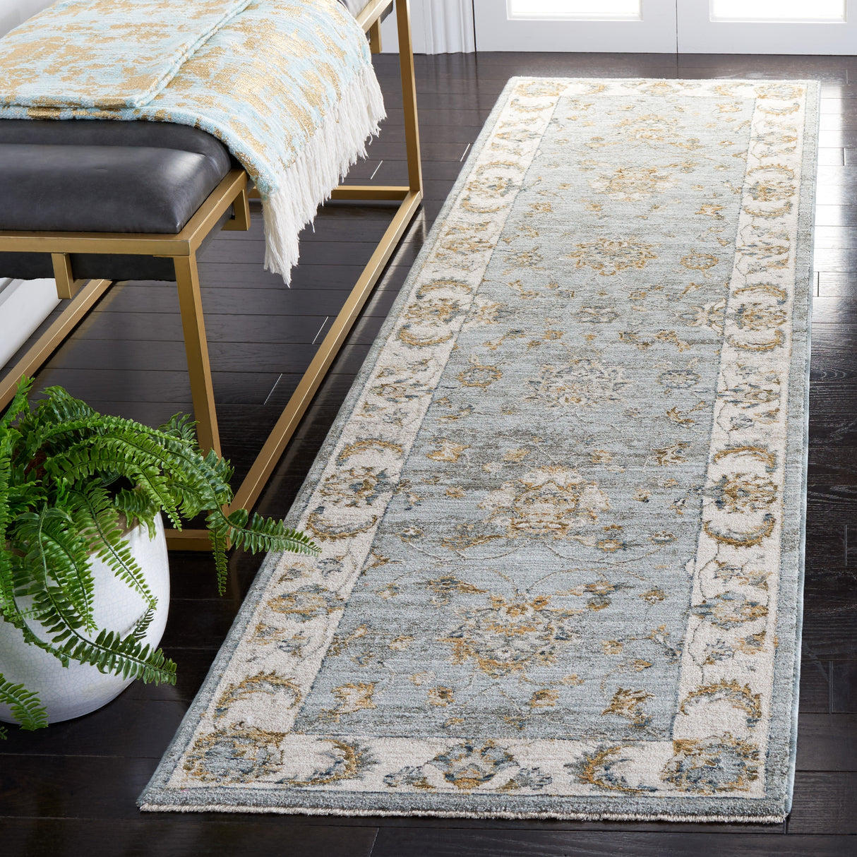 SAFAVIEH Handmade Hamilton Nastasja Oriental Rug