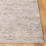 SAFAVIEH Handmade Himalaya Color Frame Wool/ Viscose Rug