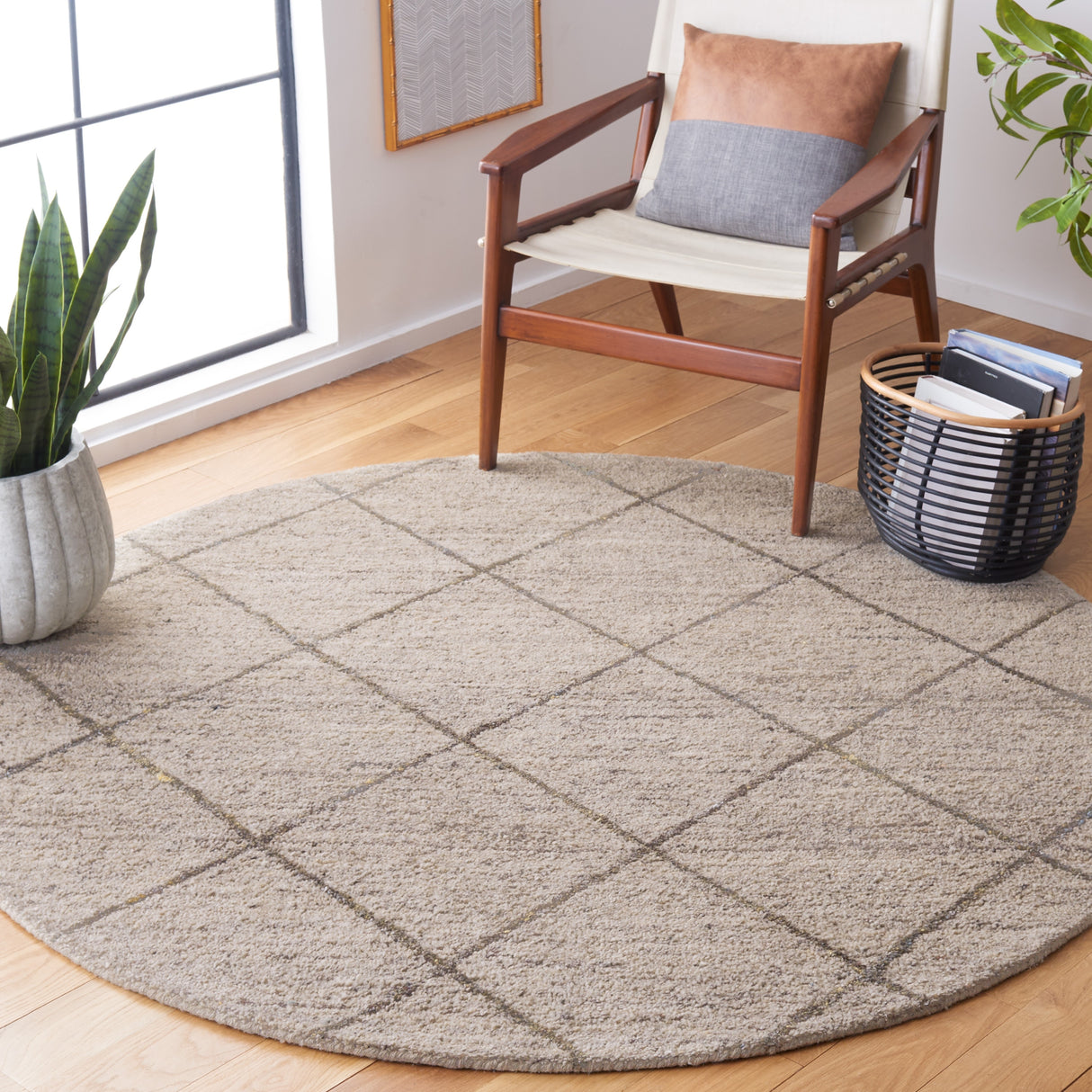 SAFAVIEH Handmade Himalaya Fretwork Trellis Wool Rug