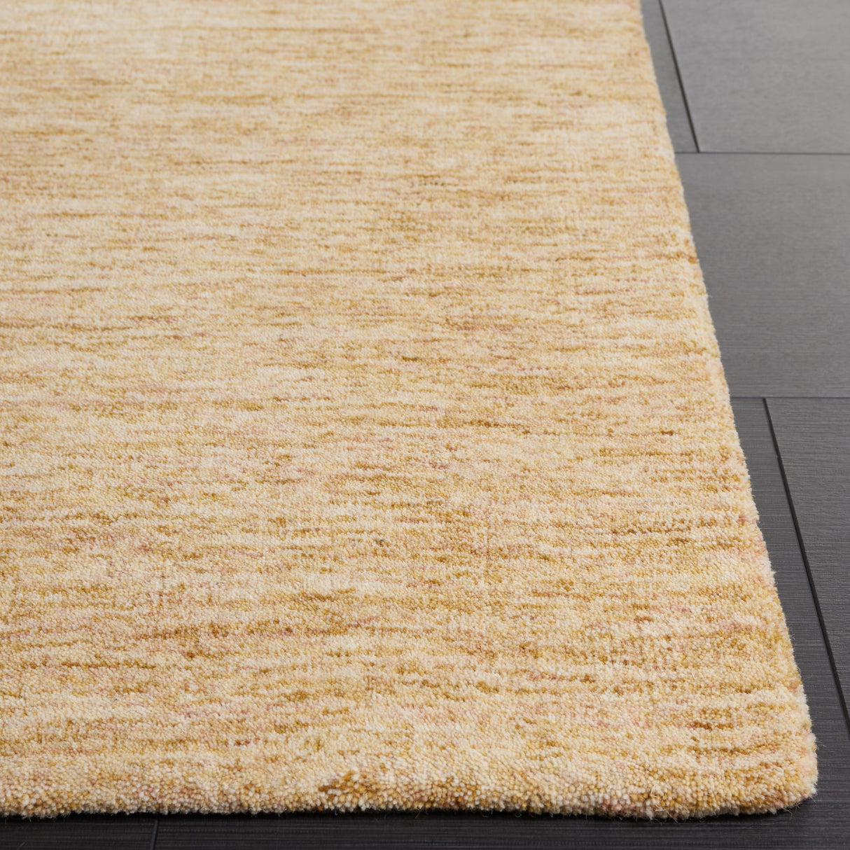 SAFAVIEH Handmade Himalaya Kalahari Solid Wool Rug