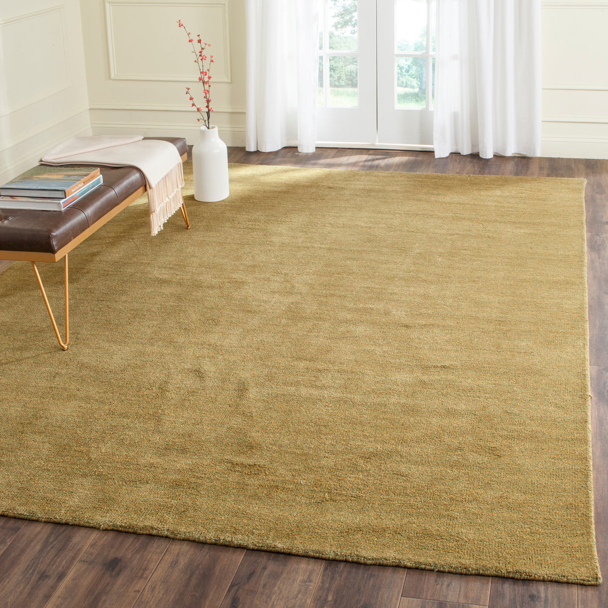 SAFAVIEH Handmade Himalaya Palm Border Modern Wool Rug