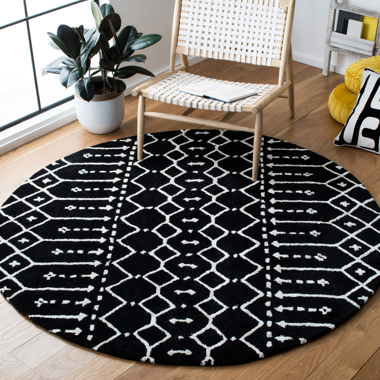 SAFAVIEH Handmade Himalaya Parasols Modern Wool Rug