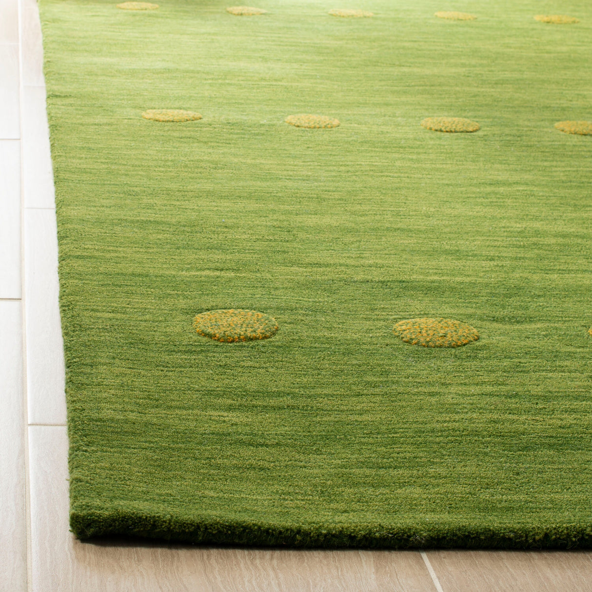 SAFAVIEH Handmade Himalaya Poppy Glossary Modern Wool Rug