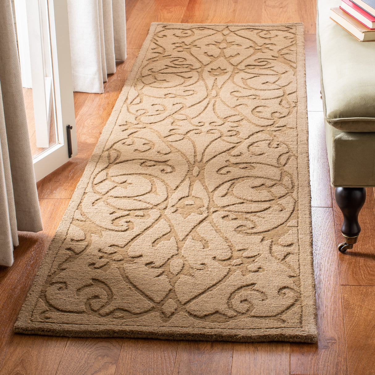 SAFAVIEH Handmade Impressions Anneluise Modern Scrolls Wool Rug