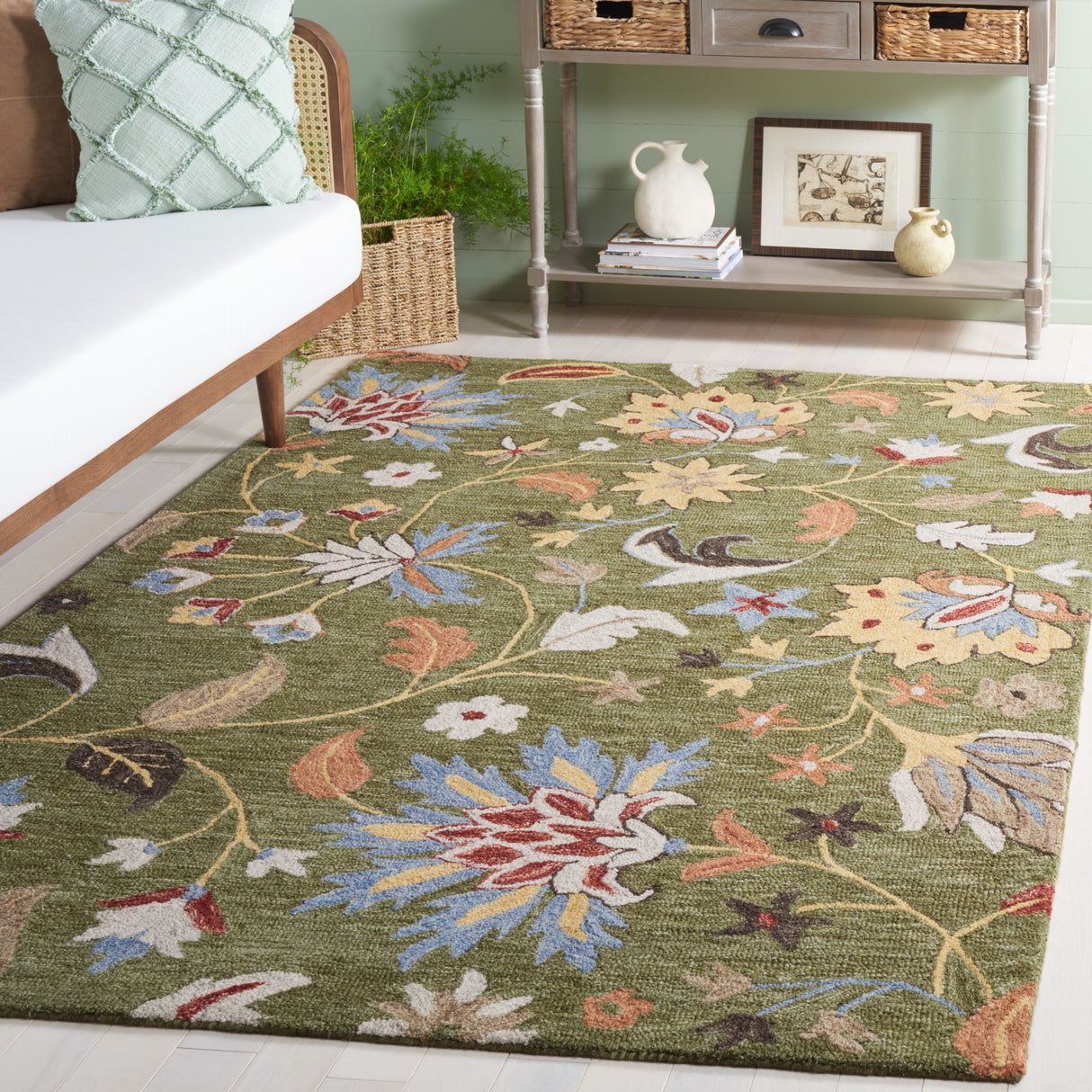 SAFAVIEH Handmade Jardin Asya Country Wool Rug