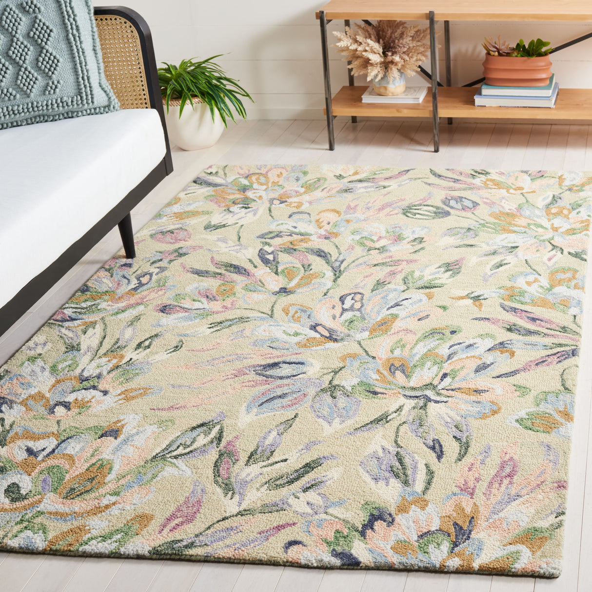 SAFAVIEH Handmade Jardin Evamarie Floral Wool Rug