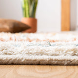 SAFAVIEH Handmade Kenya Linka Modern Wool Rug