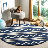 SAFAVIEH Handmade Kids Deyanira Wool Rug