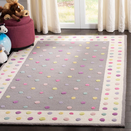 SAFAVIEH Handmade Kids Jocelyne Wool Rug