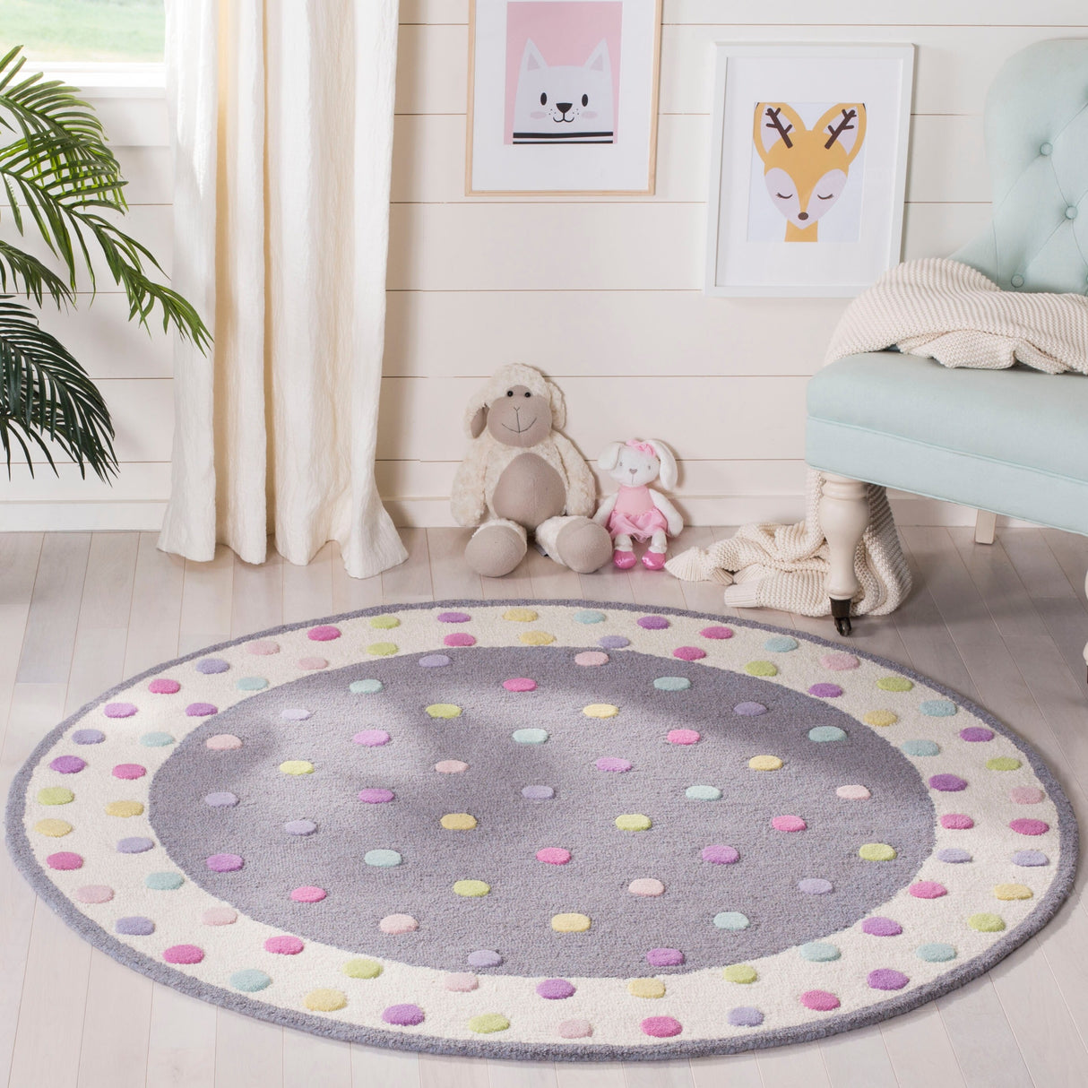 SAFAVIEH Handmade Kids Jocelyne Wool Rug