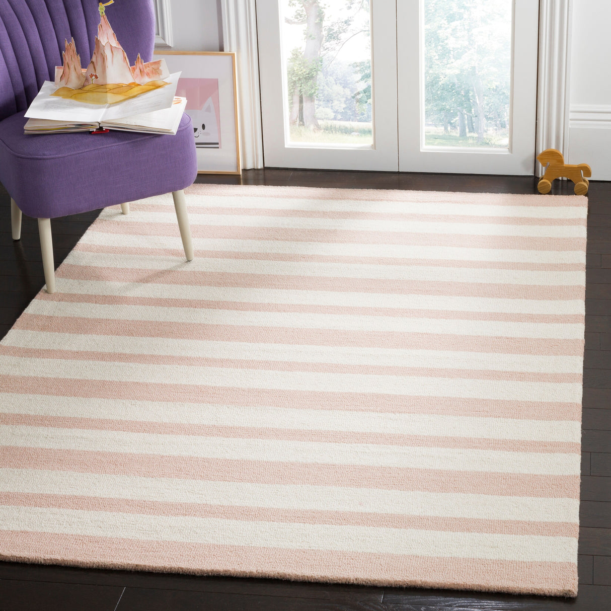 SAFAVIEH Handmade Kids Kailyn Wool Rug