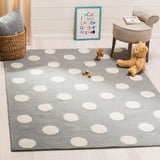 SAFAVIEH Handmade Kids Nayeli Wool Rug