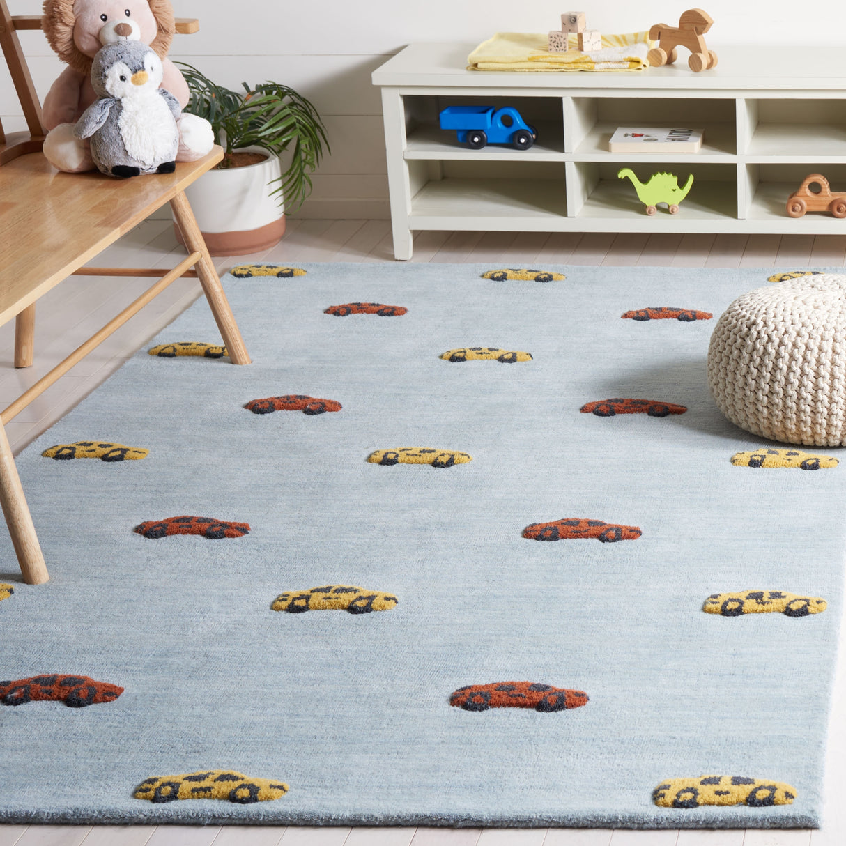 SAFAVIEH Handmade Kids Reina Cars Wool Rug