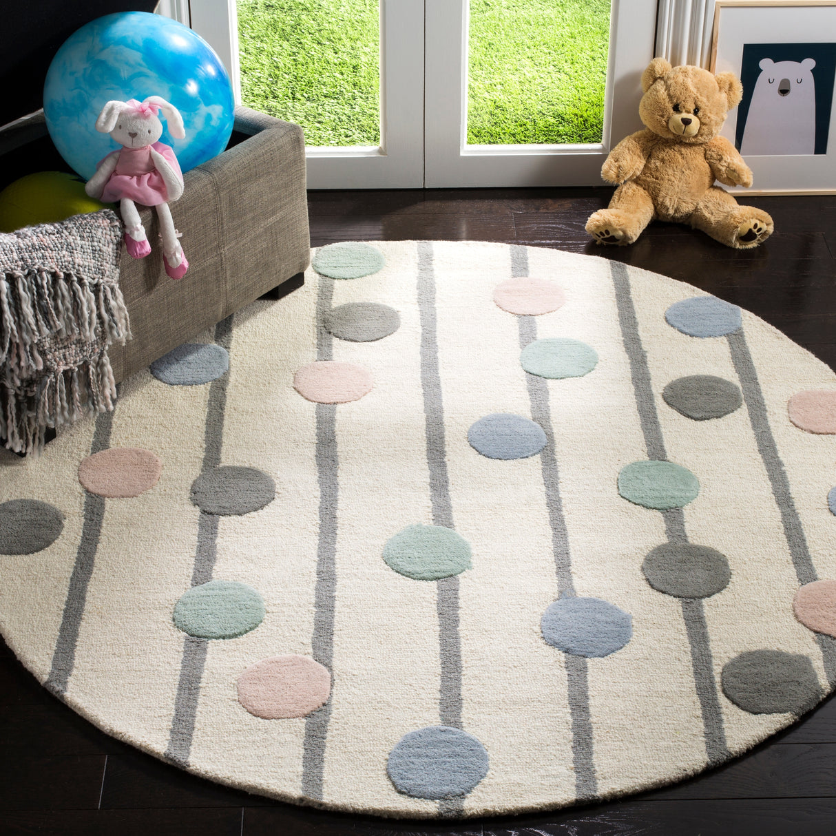 SAFAVIEH Handmade Kids Yasmeen Dotted Stripe Wool Rug