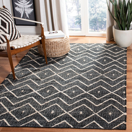 SAFAVIEH Handmade Kilim Fiorinda Flatweave Wool Rug