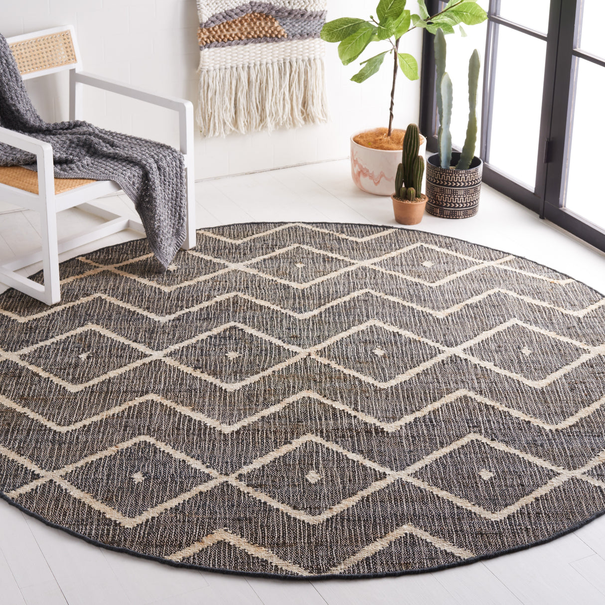 SAFAVIEH Handmade Kilim Fiorinda Flatweave Wool Rug