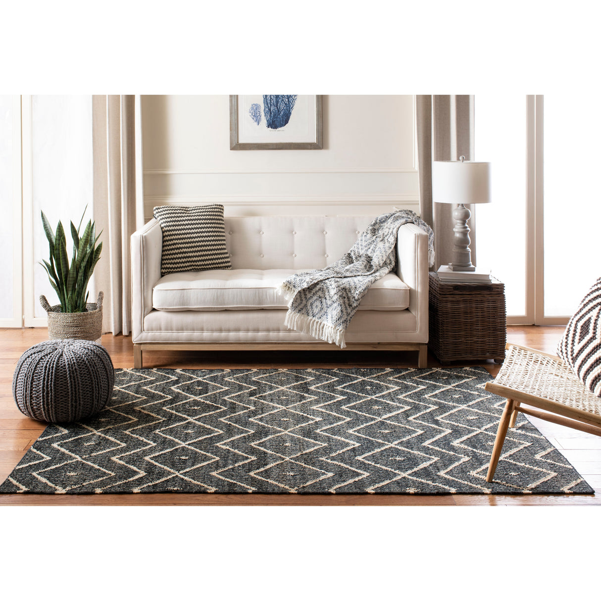 SAFAVIEH Handmade Kilim Fiorinda Flatweave Wool Rug