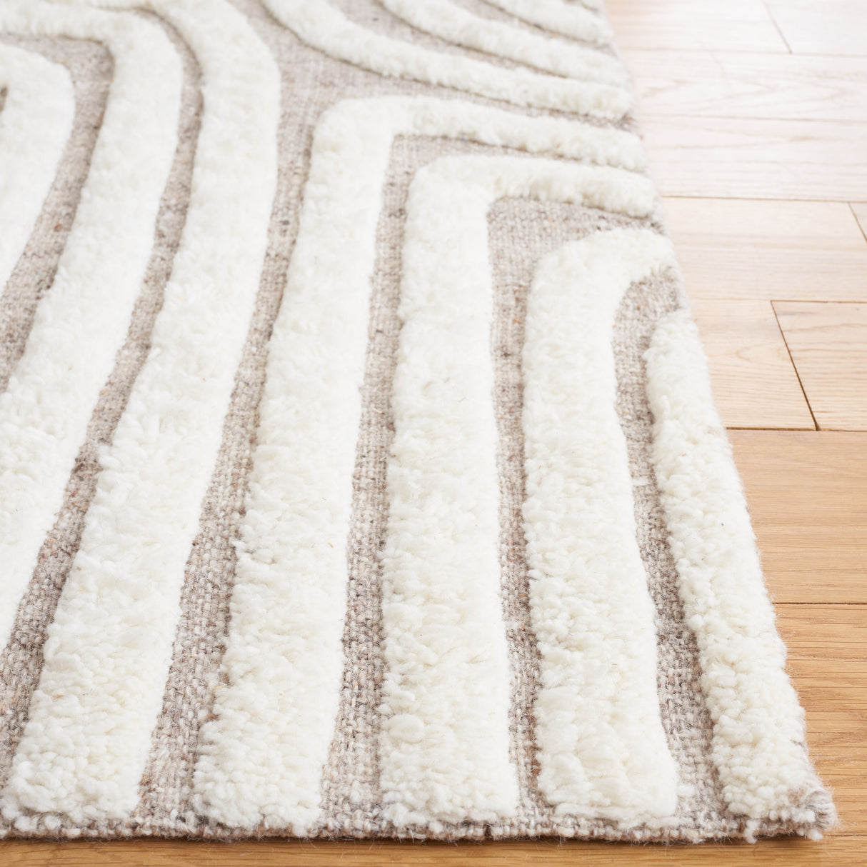 SAFAVIEH Handmade Kilim Lillie Modern Wool Rug