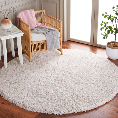 SAFAVIEH Handmade Luxe Gianna Gezina Shag Rug