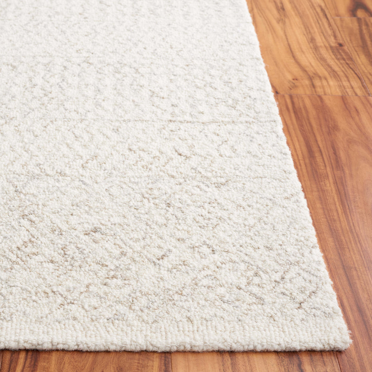 SAFAVIEH Handmade Metro Helen French Country Wool Rug