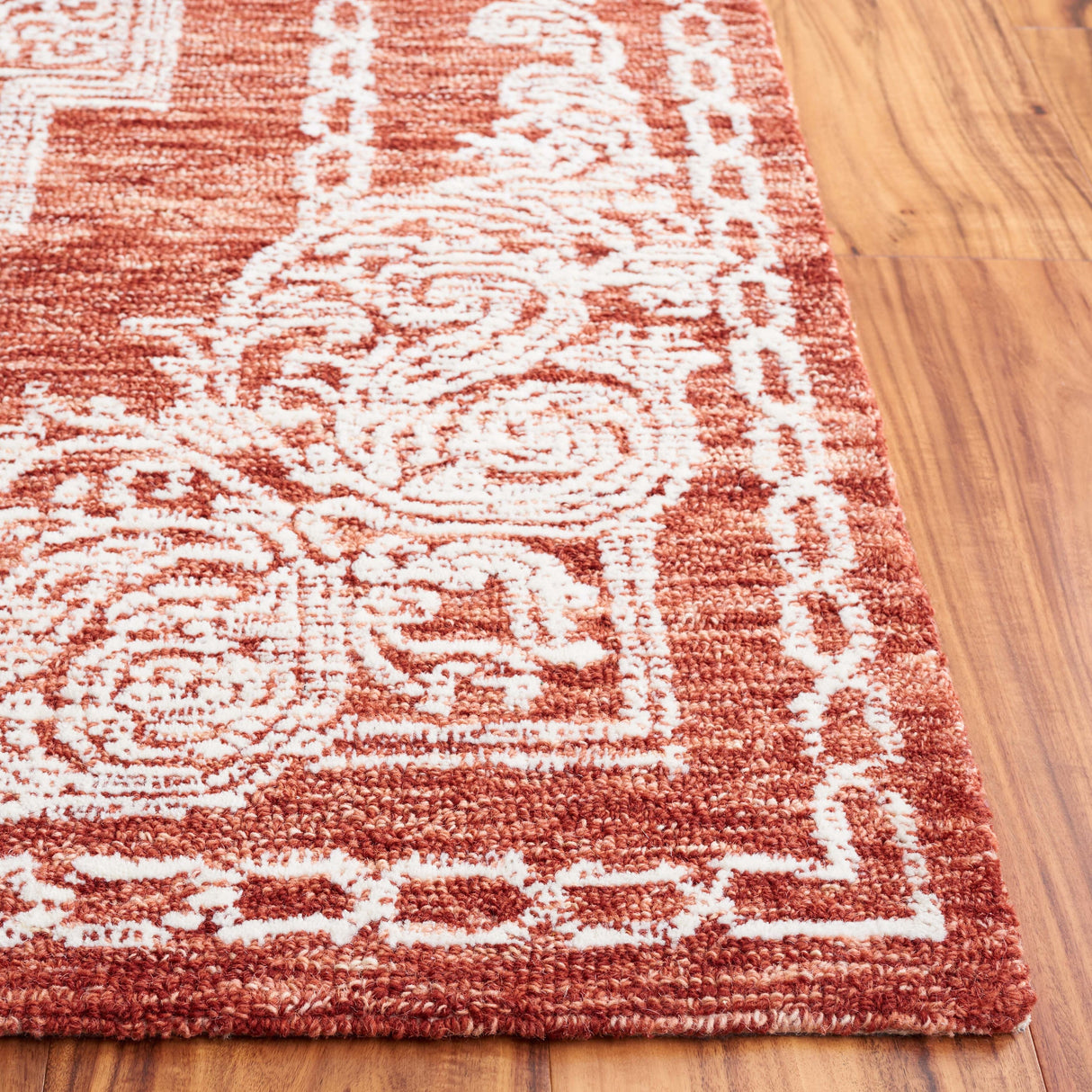 SAFAVIEH Handmade Metro Helmtraud French Country Wool Rug