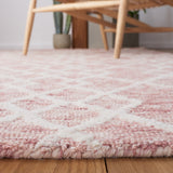 SAFAVIEH Handmade Metro Massom French Country Wool Rug