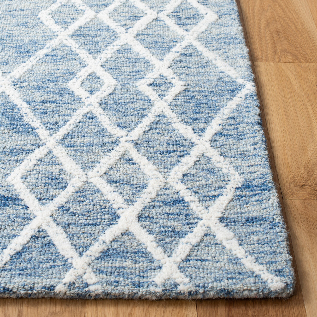 SAFAVIEH Handmade Metro Massom French Country Wool Rug