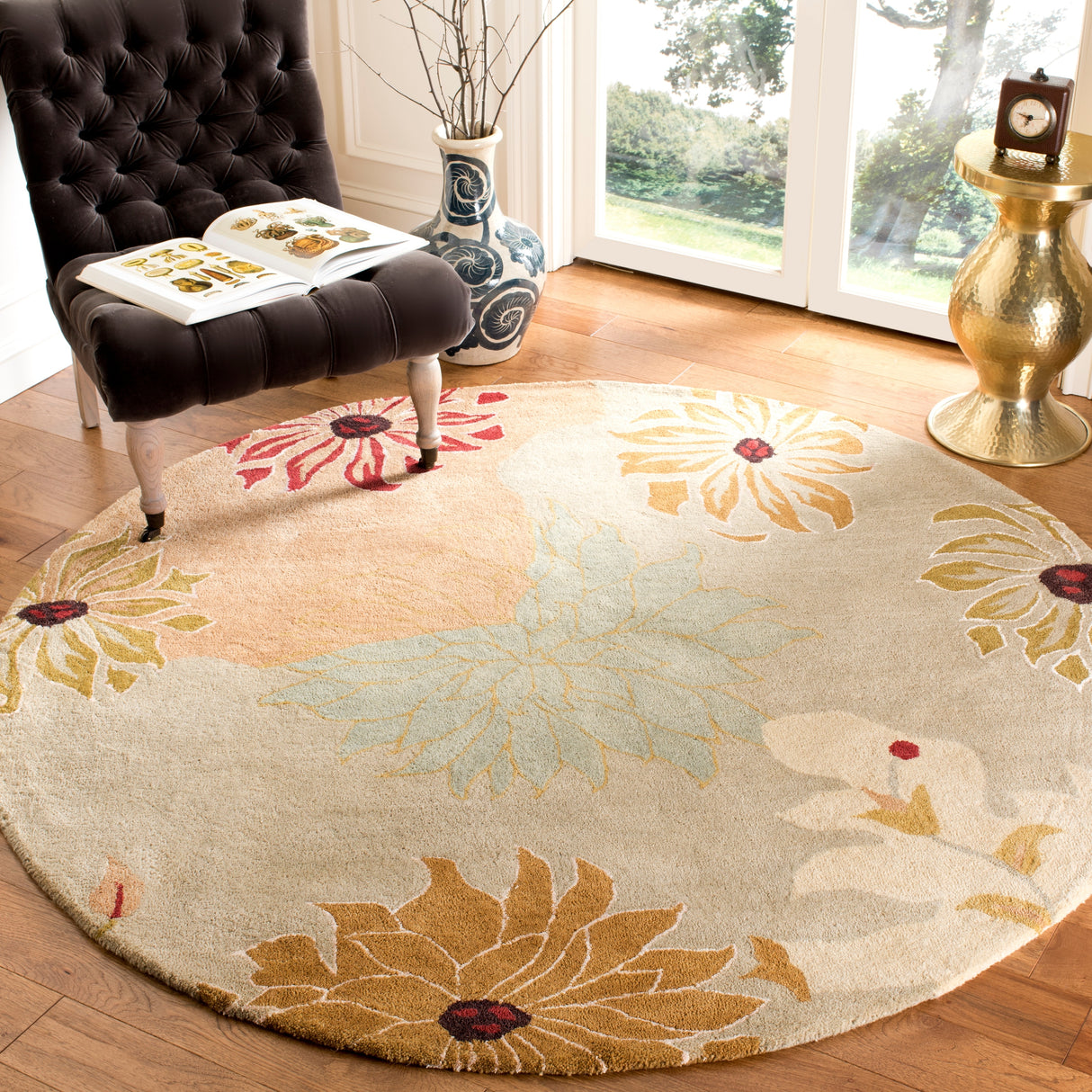 SAFAVIEH Handmade Metro Nava French Country Floral Wool Rug