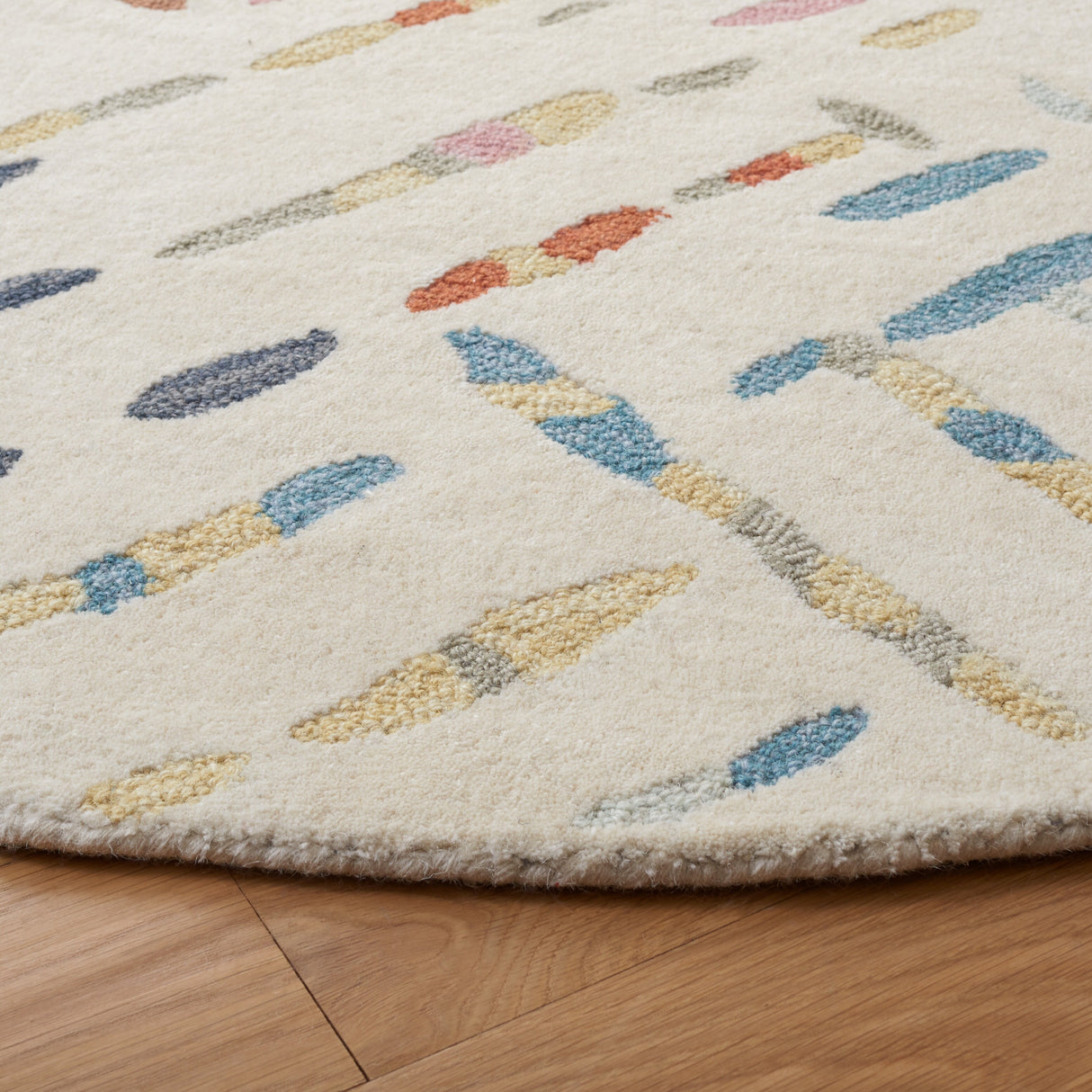 SAFAVIEH Handmade Metro Rhianwen Wool Rug