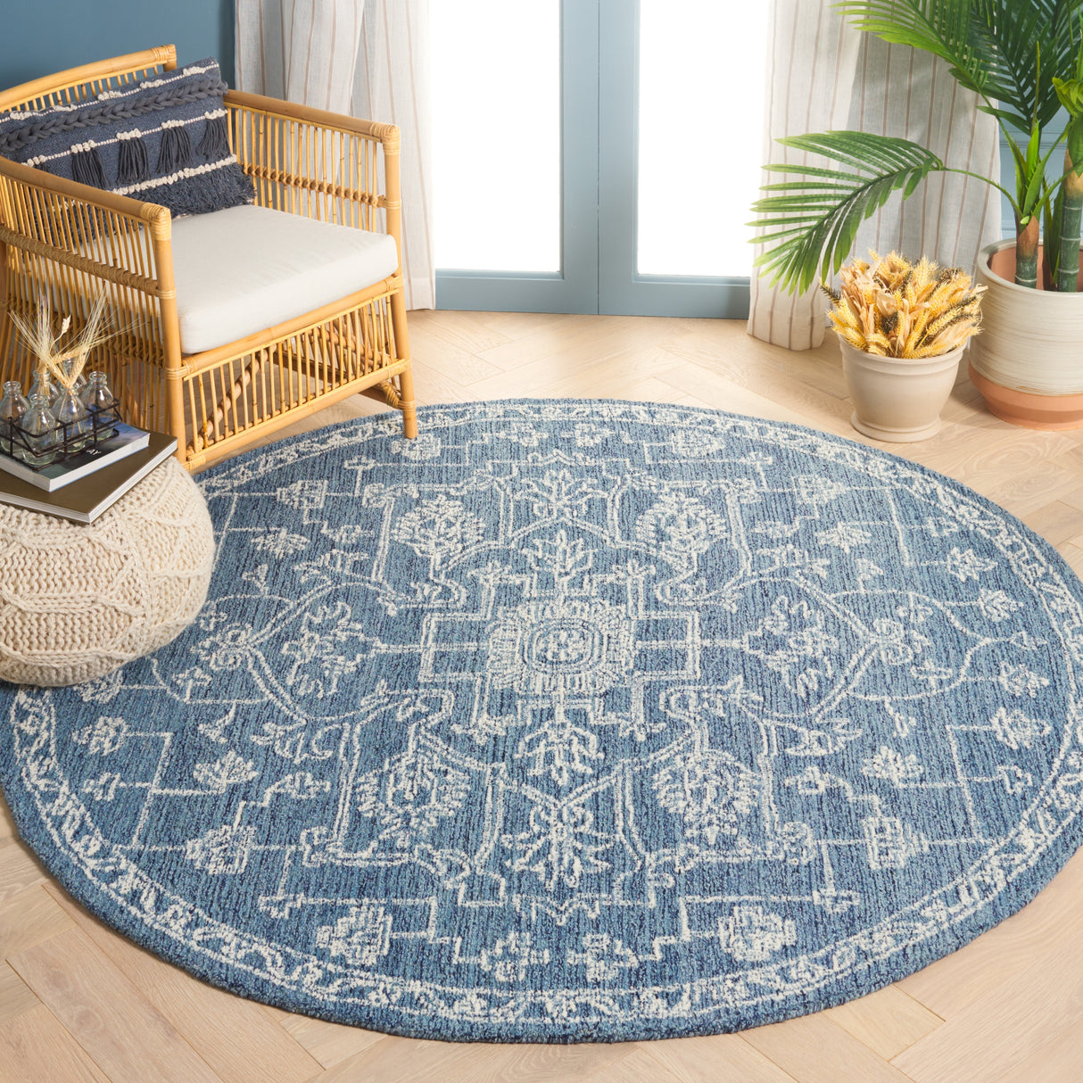 SAFAVIEH Handmade Micro-Loop Brith Wool Rug