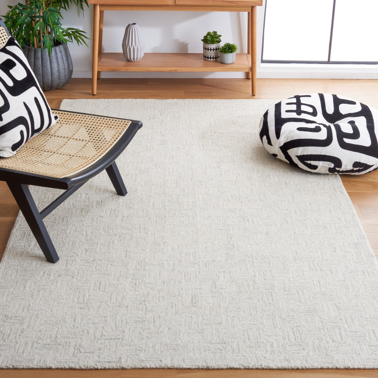 SAFAVIEH Handmade Micro-Loop Caridad Transitional Wool Rug