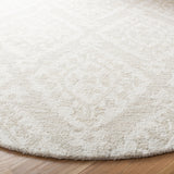 SAFAVIEH Handmade Micro-Loop Hyeong Wool Rug