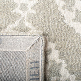 SAFAVIEH Handmade Micro-Loop Hyeong Wool Rug