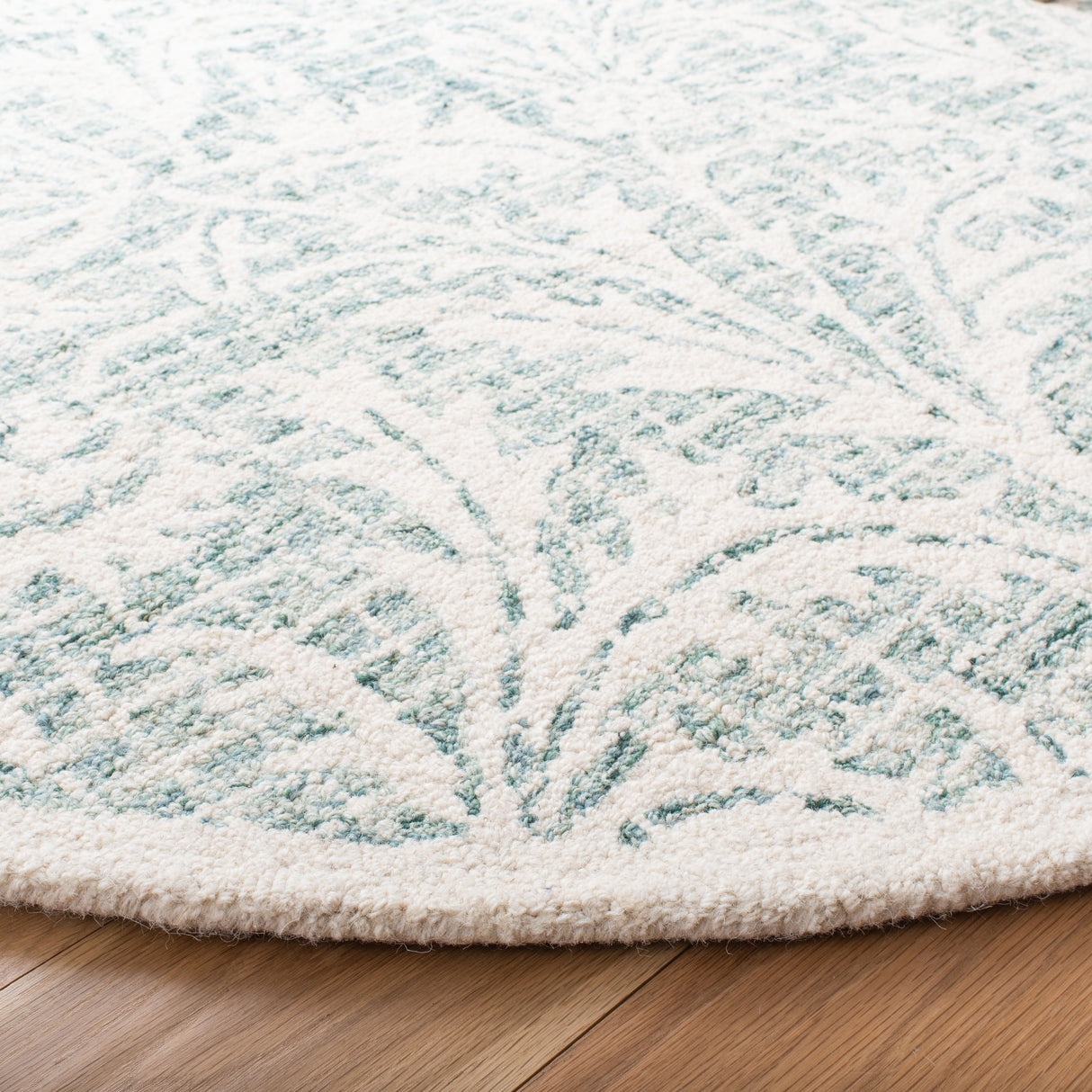 SAFAVIEH Handmade Micro-Loop Jordyn Wool Rug