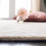 SAFAVIEH Handmade Micro-Loop Kleoniki Wool Rug