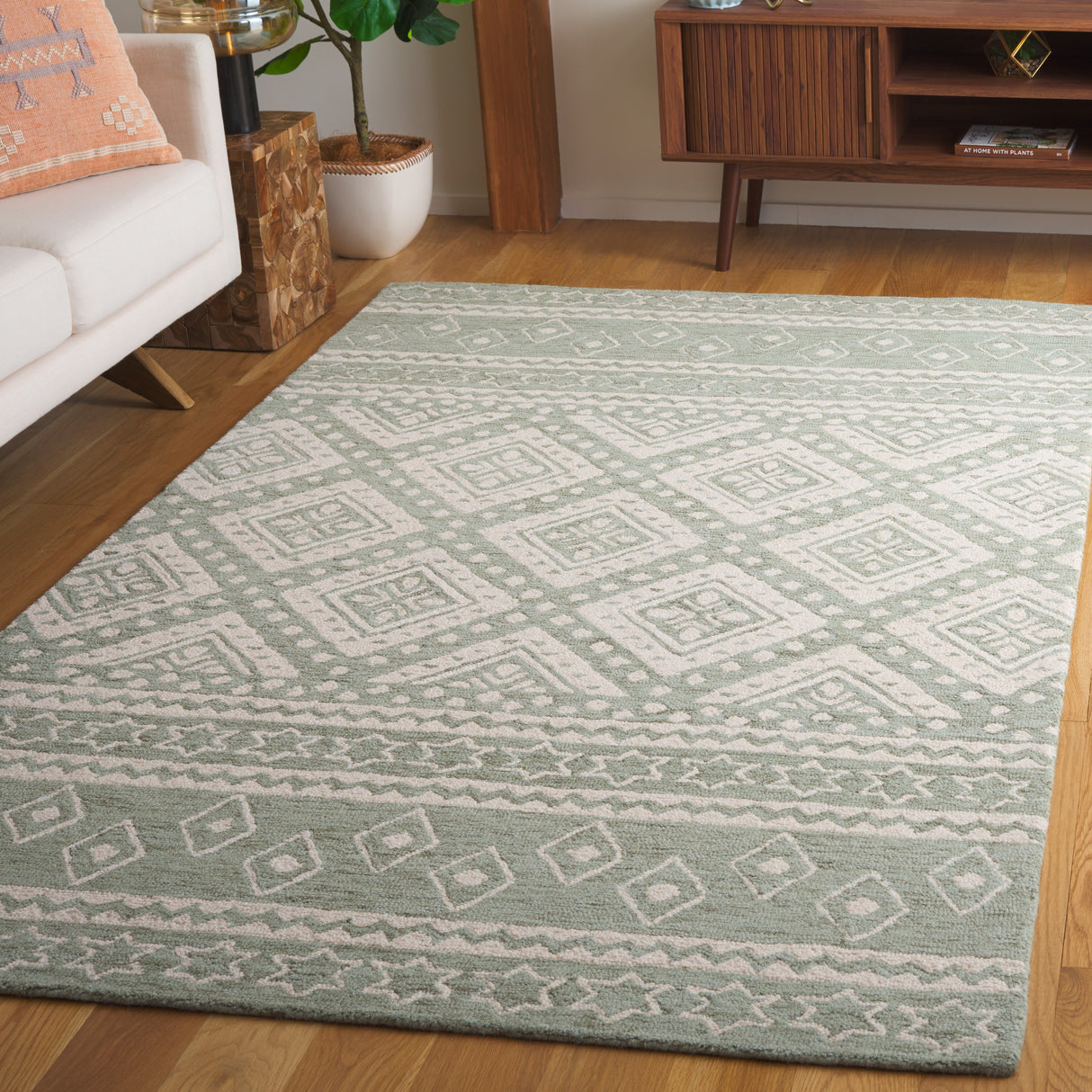 SAFAVIEH Handmade Micro-Loop Kobie Wool Rug