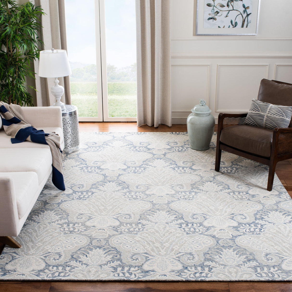 SAFAVIEH Handmade Micro-Loop Kolfinna Modern Wool Rug