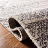 SAFAVIEH Handmade Micro-Loop Lizzi Moroccan Wool Rug