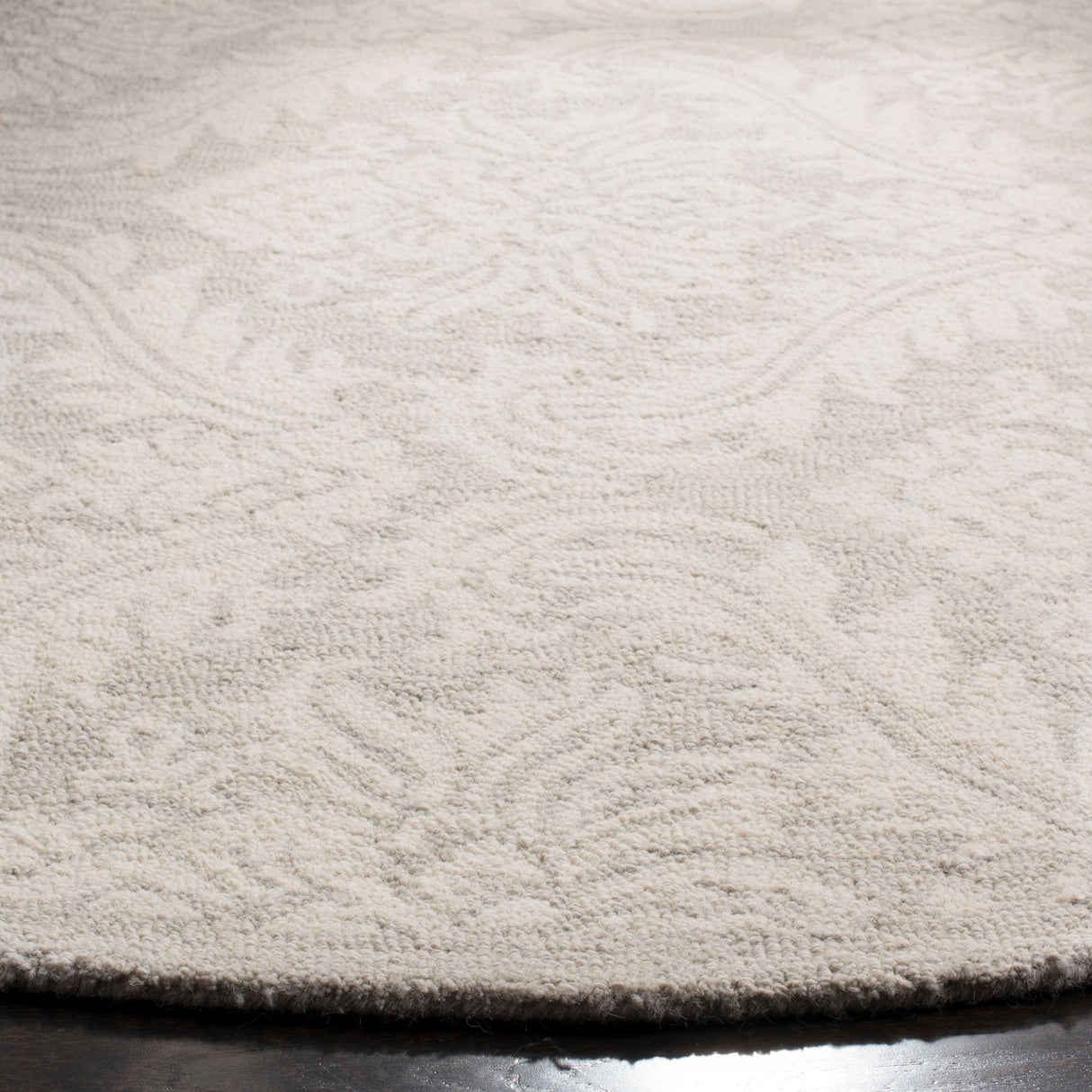 SAFAVIEH Handmade Micro-Loop Rolina Wool Rug