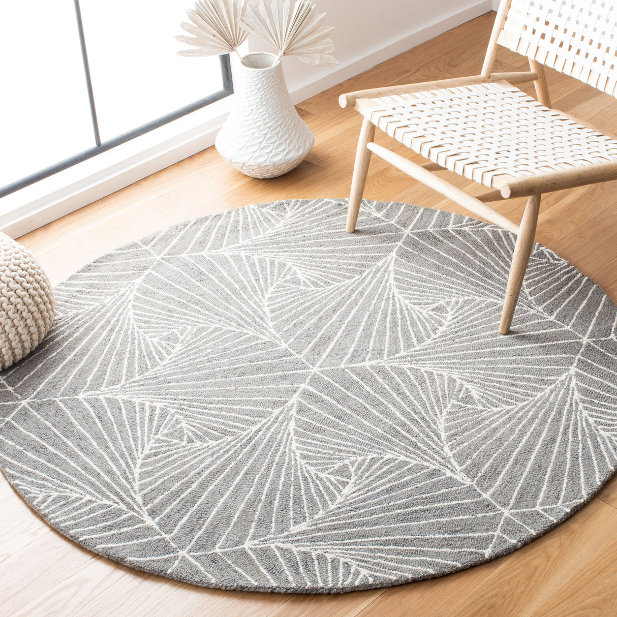 SAFAVIEH Handmade Micro-Loop Sirine Modern Wool Rug