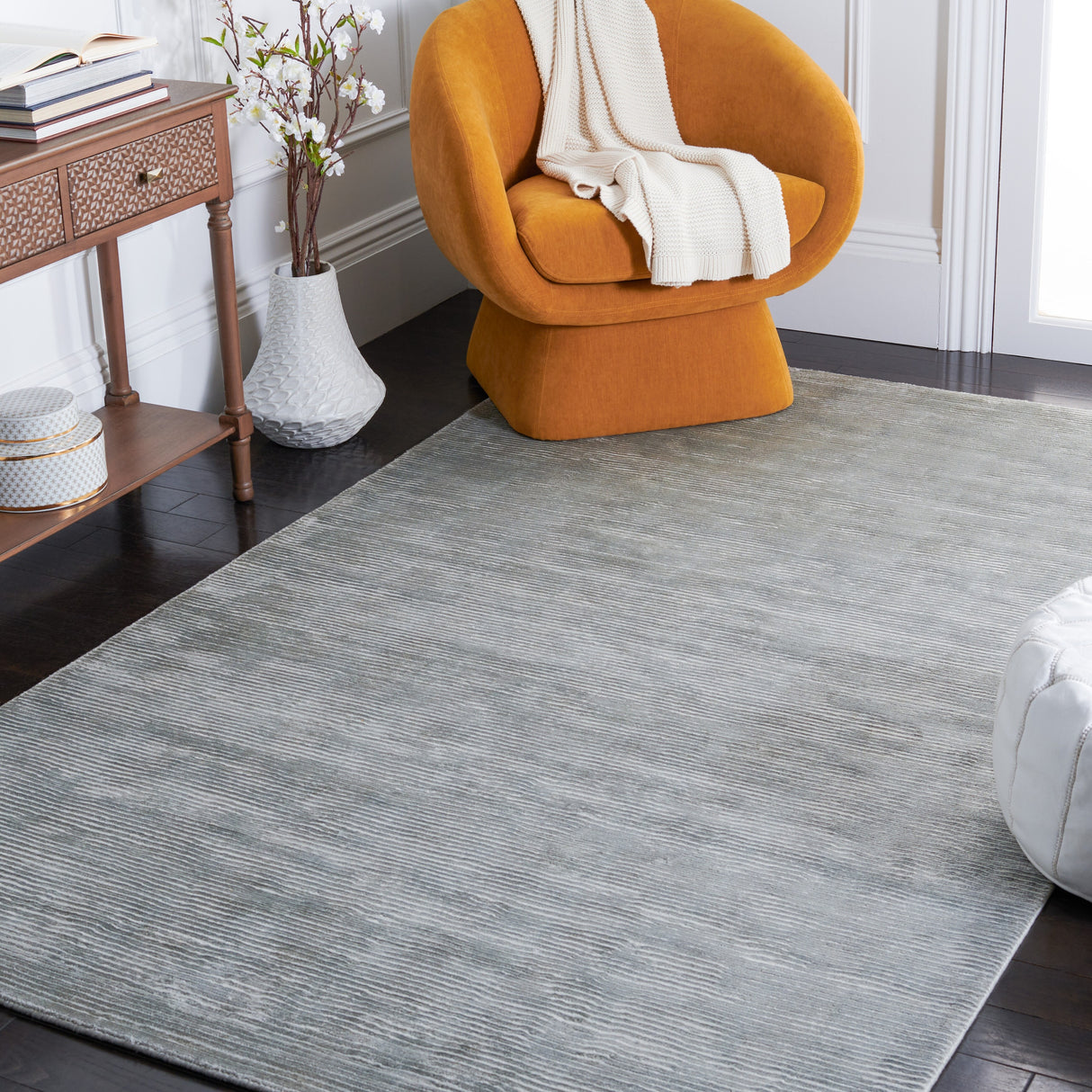 SAFAVIEH Handmade Mirage Pavlina Modern Abstract Viscose Rug