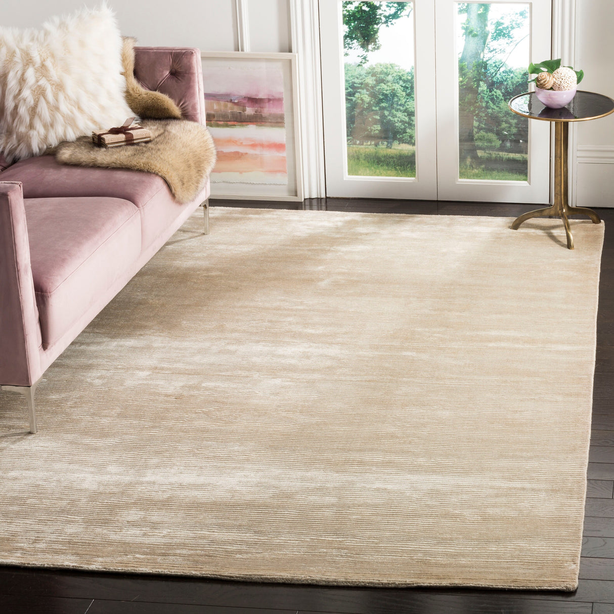 SAFAVIEH Handmade Mirage Pavlina Modern Abstract Viscose Rug