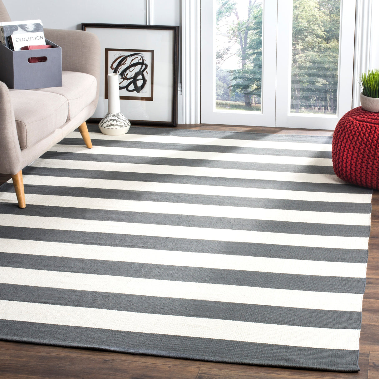 SAFAVIEH Handmade Montauk Geltrude Stripe Cotton Flatweave Rug