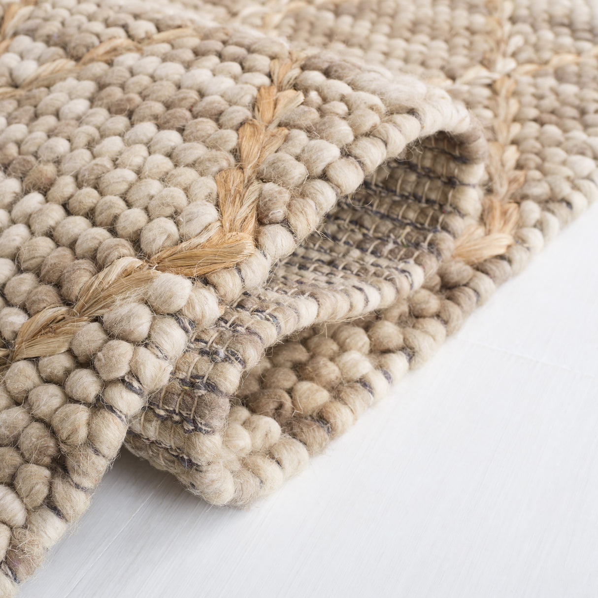 SAFAVIEH Handmade Natura Aliene Trellis Wool Rug