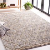 SAFAVIEH Handmade Natura Aliene Trellis Wool Rug