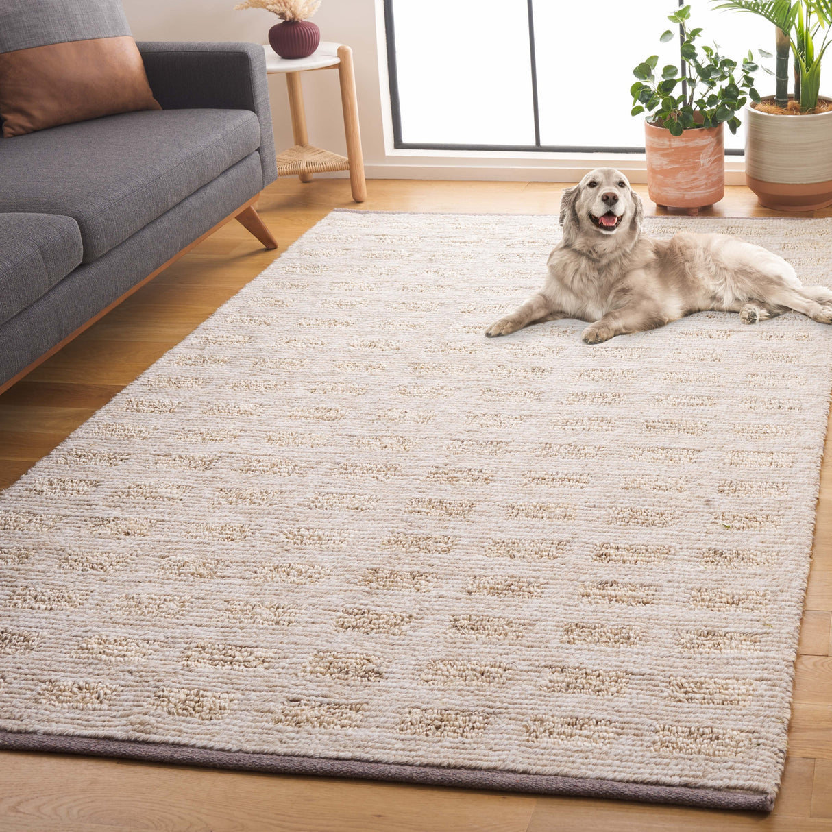 SAFAVIEH Handmade Natura Altynay Transitional Wool Rug